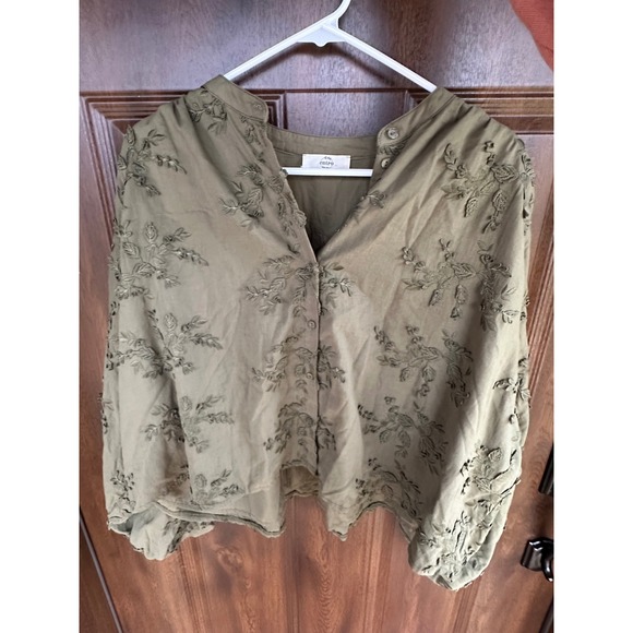 entro Tops - Women ENTRO Boutique Top|Not Like Us 3/4 Sleeve Floral Blouse Olive Green| SZ S